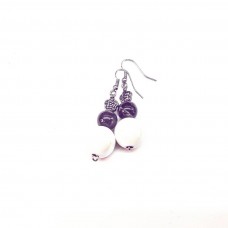 
									amethyst and ceramic bead